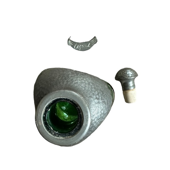 Royal Holland Daalderop Pewter Overlay Green Glass Decanter Bottle w/Stopper - Picture 6 of 10